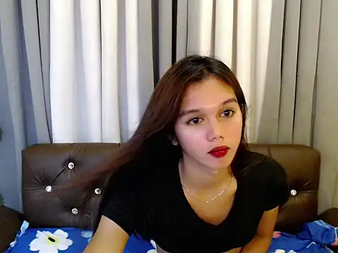 Snapshot of marie_castro chatting on 05.11.26 marie castro online show from 05.11.26
