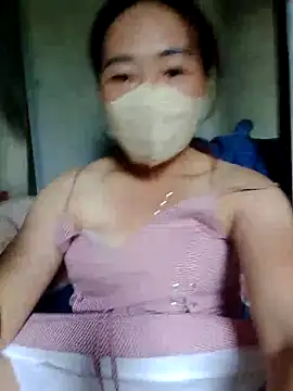 Snapshot of Tieuthu2 chatting on 06.07.26 Tieuthu2 online show from 06.07.26