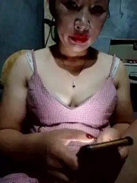 Snapshot of Tieuthu2 chatting on 06.10.26 Tieuthu2 online show from 06.10.26