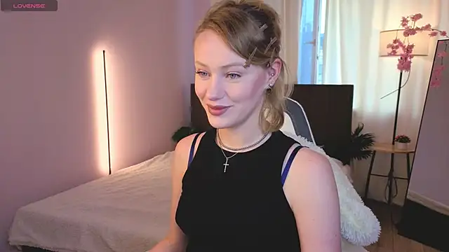 EvaHamilton online show from 07.27.26
