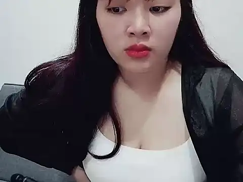Snapshot of yalachil chatting on 04.18.26 yalachil online show from 04.18.26