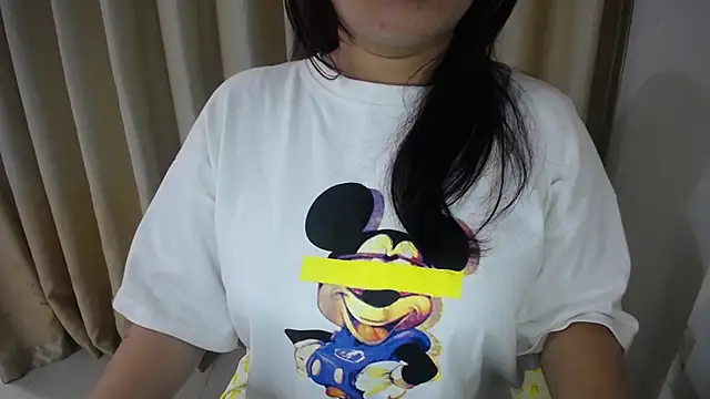 Snapshot of yalachil chatting on 04.24.26 yalachil online show from 04.24.26