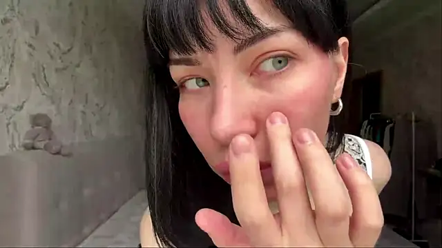 LuisaAlconcel online show from 04.25.26