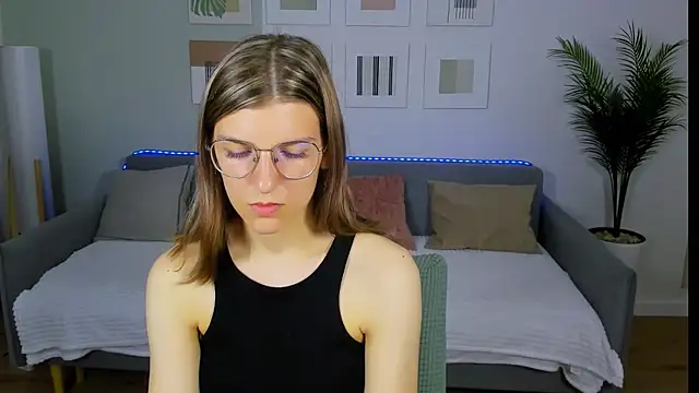 Snapshot of AnnaThorne chatting on 05.21.26 AnnaThorne online show from 05.21.26