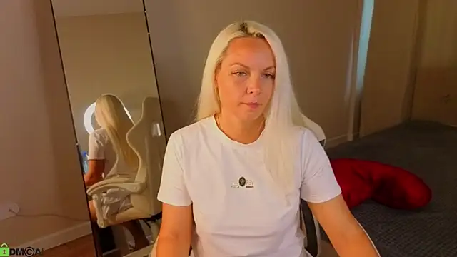 Snapshot of April_Nelson chatting on 06.16.26 April Nelson online show from 06.16.26