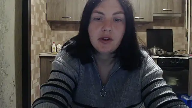 Snapshot of AlinaxJames chatting on 04.22.26 AlinaxJames online show from 04.22.26