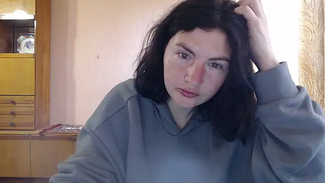 Snapshot of AlinaxJames chatting on 05.10.26 AlinaxJames online show from 05.10.26