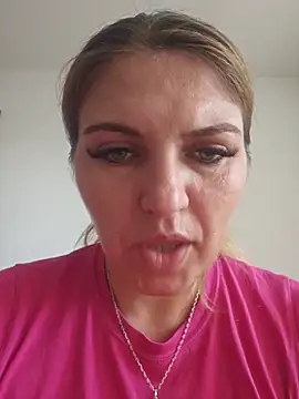 Snapshot of I_amBianca chatting on 06.08.26 I amBianca online show from 06.08.26