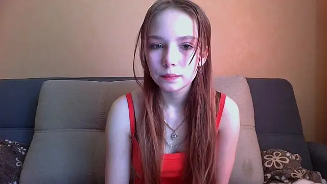 Snapshot of Princess_Mira chatting on 05.06.26 Princess Mira online show from 05.06.26