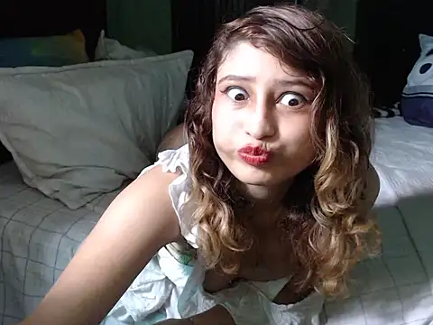AnnieLorin online show from 05.15.26
