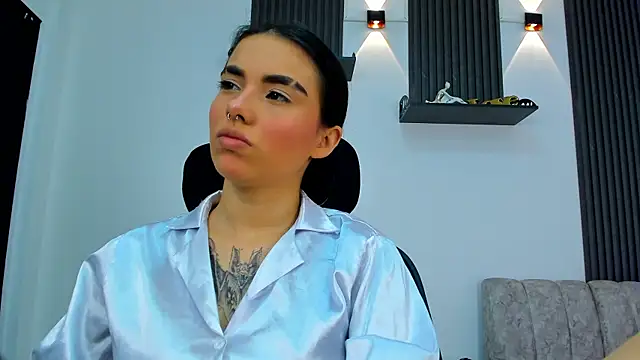 Snapshot of isabella_hv chatting on 07.13.26 isabella hv online show from 07.13.26