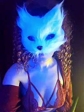 lilianroses online show from 04.20.26