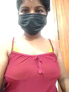 Snapshot of Tamil_Hot_Dharsha chatting on 06.14.26 Tamil Hot Dharsha online show from 06.14.26