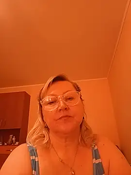 Snapshot of I_amVeronicle chatting on 06.28.26 I amVeronicle online show from 06.28.26