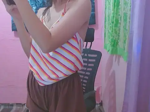 Snapshot of Sweetsexylady19 chatting on 06.16.26 Sweetsexylady19 online show from 06.16.26