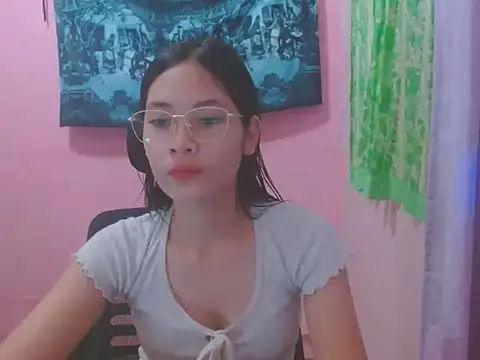 Snapshot of Sweetsexylady19 chatting on 06.26.26 Sweetsexylady19 online show from 06.26.26