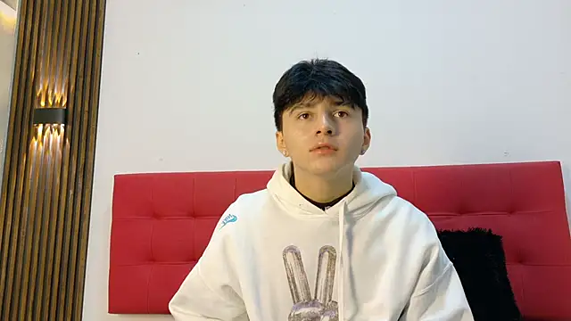 LunayDream online show from 04.26.26