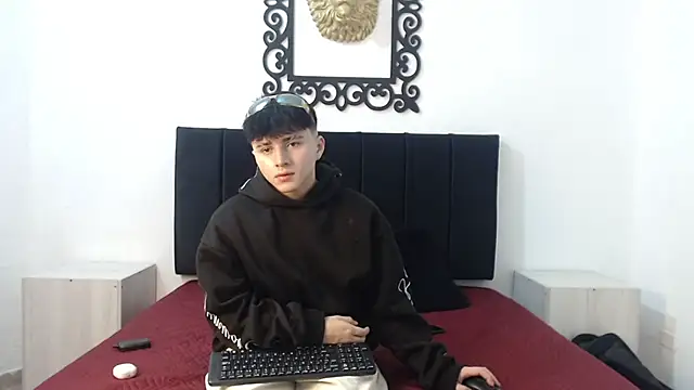LunayDream online show from 05.22.26
