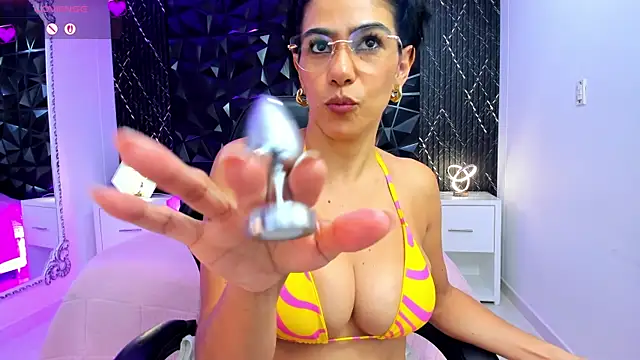 Snapshot of MandyFisher chatting on 07.11.26 MandyFisher online show from 07.11.26