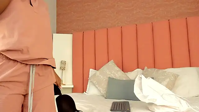 MiaJacksson online show from 06.12.26
