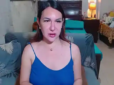 Snapshot of sexyyanna4u chatting on 07.04.26 sexyyanna4u online show from 07.04.26