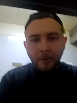Snapshot of JHANXON chatting on 04.19.26 JHANXON online show from 04.19.26