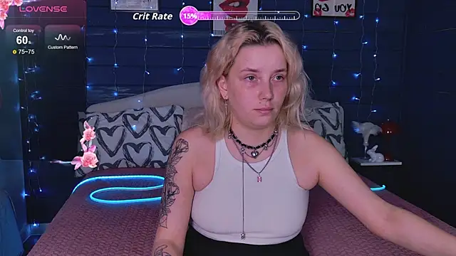 Snapshot of Crystal__Jull chatting on 05.07.26 Crystal Jull online show from 05.07.26