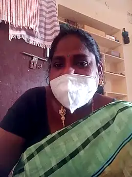 Snapshot of swetha10 chatting on 07.13.26 swetha10 online show from 07.13.26