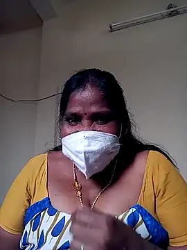 Snapshot of swetha10 chatting on 07.18.26 swetha10 online show from 07.18.26