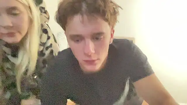 Snapshot of SofiaNLukaBabe chatting on 05.15.26 SofiaNLukaBabe online show from 05.15.26