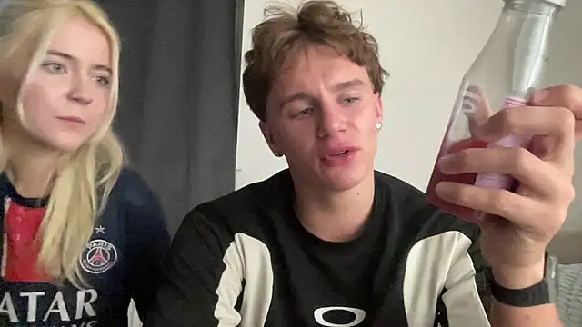 Snapshot of SofiaNLukaBabe chatting on 05.29.26 SofiaNLukaBabe online show from 05.29.26