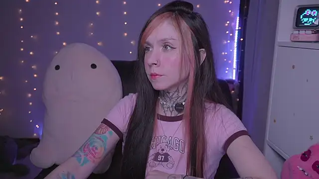 Snapshot of -VKatt chatting on 06.08.26 -VKatt online show from 06.08.26