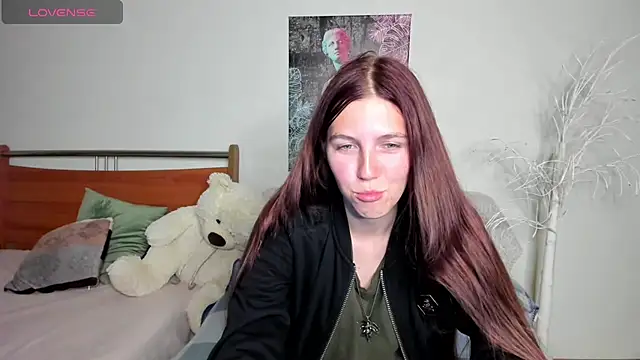 Snapshot of MaryRapunzel chatting on 04.23.26 MaryRapunzel online show from 04.23.26