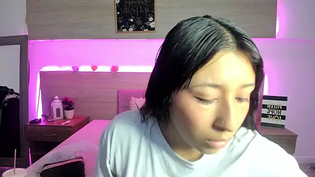 Snapshot of Selene_Rushe chatting on 05.06.26 Selene Rushe online show from 05.06.26