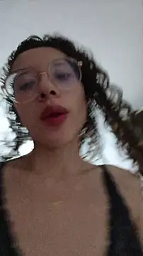 Snapshot of DanaaCollins chatting on 05.21.26 DanaaCollins online show from 05.21.26
