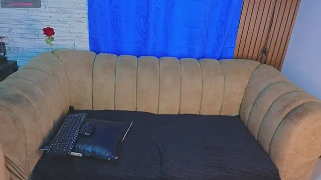 josethariaz25 online show from 06.17.26