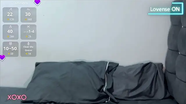 Snapshot of sofiakitty_love chatting on 06.25.26 sofiakitty love online show from 06.25.26