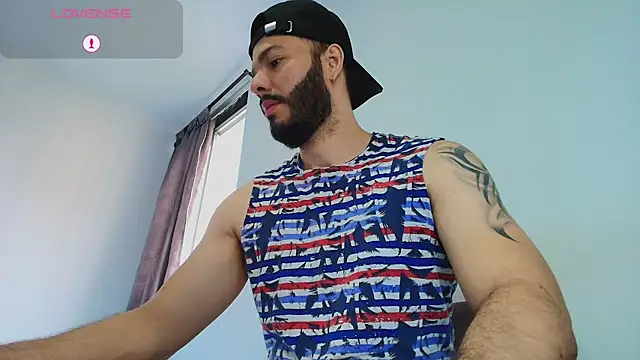 Snapshot of tommel_bailey chatting on 05.17.26 tommel bailey online show from 05.17.26
