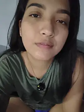 Snapshot of Thanilopera chatting on 06.25.26 Thanilopera online show from 06.25.26