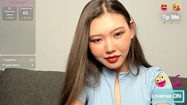 Snapshot of Misoca chatting on 04.28.26 Misoca online show from 04.28.26