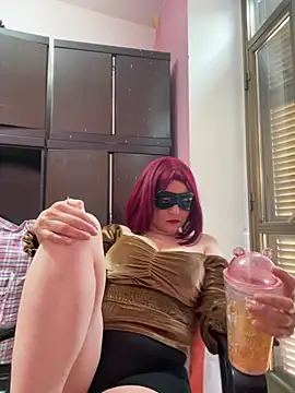 Snapshot of gattitta29 chatting on 04.30.26 gattitta29 online show from 04.30.26