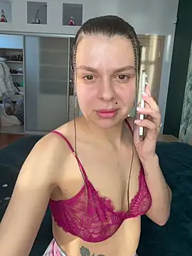 tooprettytobeeasy online show from 04.27.26