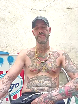 Snapshot of DuroHustler chatting on 07.16.26 DuroHustler online show from 07.16.26