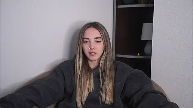 SheliaRafla online show from 04.22.26