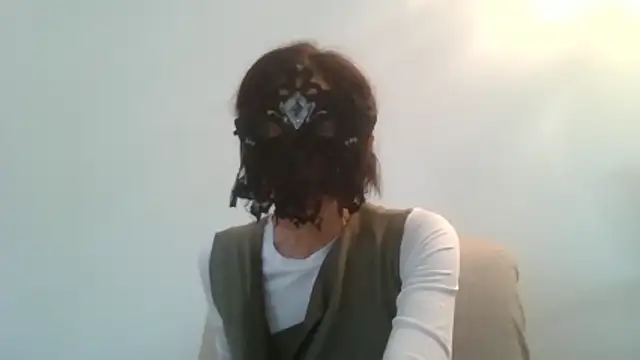 Snapshot of HelenTiAscolta chatting on 05.07.26 HelenTiAscolta online show from 05.07.26