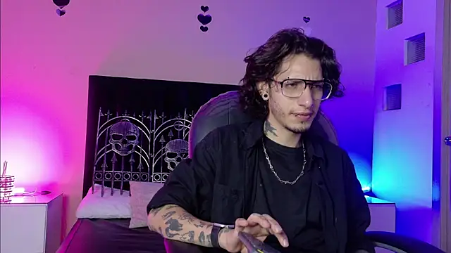 Vergil Noir  online show from 06.03.26