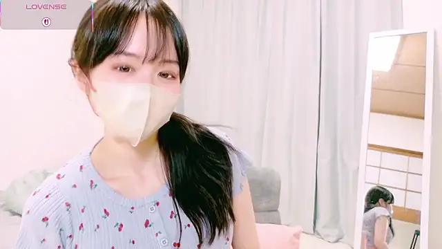 Snapshot of mayu_chan_ chatting on 05.25.26 mayu chan online show from 05.25.26