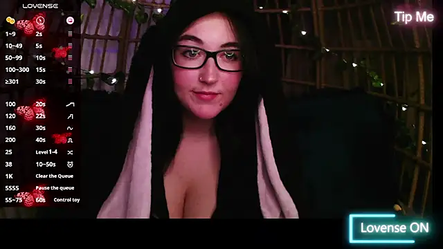Snapshot of SpookyMadz chatting on 07.30.26 SpookyMadz online show from 07.30.26