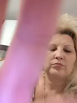 Divineblond online show from 02.08.26