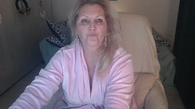 Divineblond online show from 03.23.26